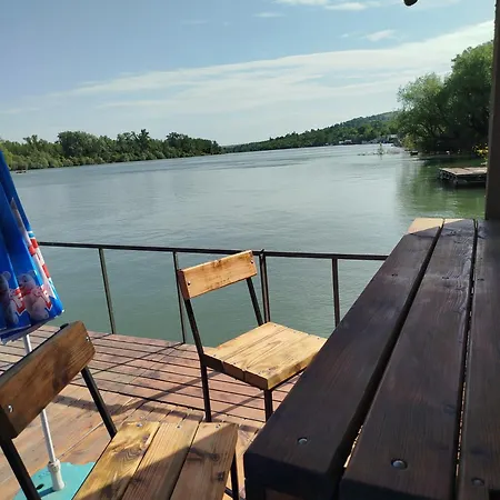 Splav Na Dan Axa Campeggio