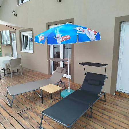 Splav Na Dan Axa Campeggio Baric